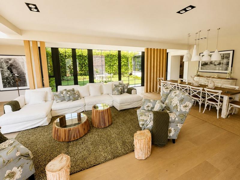 To Let 5 Bedroom Property for Rent in Hout Bay Western Cape